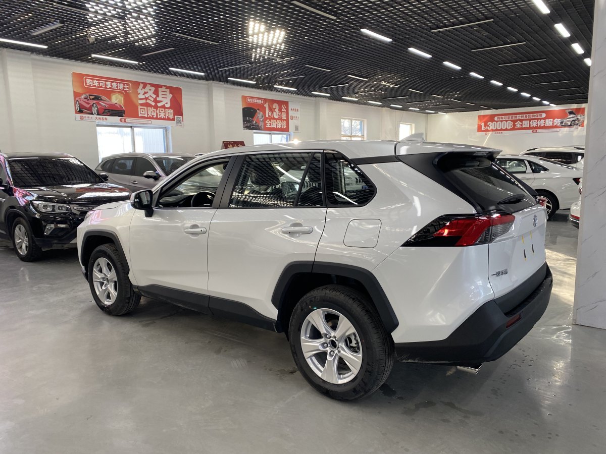 豐田 RAV4  2018款 榮放 2.0L CVT兩驅都市版圖片