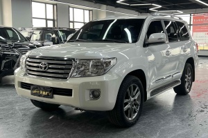 蘭德酷路澤 豐田 4.0L V6 中東低配版