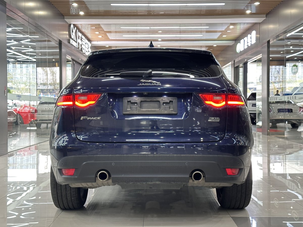 捷豹 F-PACE  2019款 2.0T 四驅(qū)R-Sport運(yùn)動版圖片