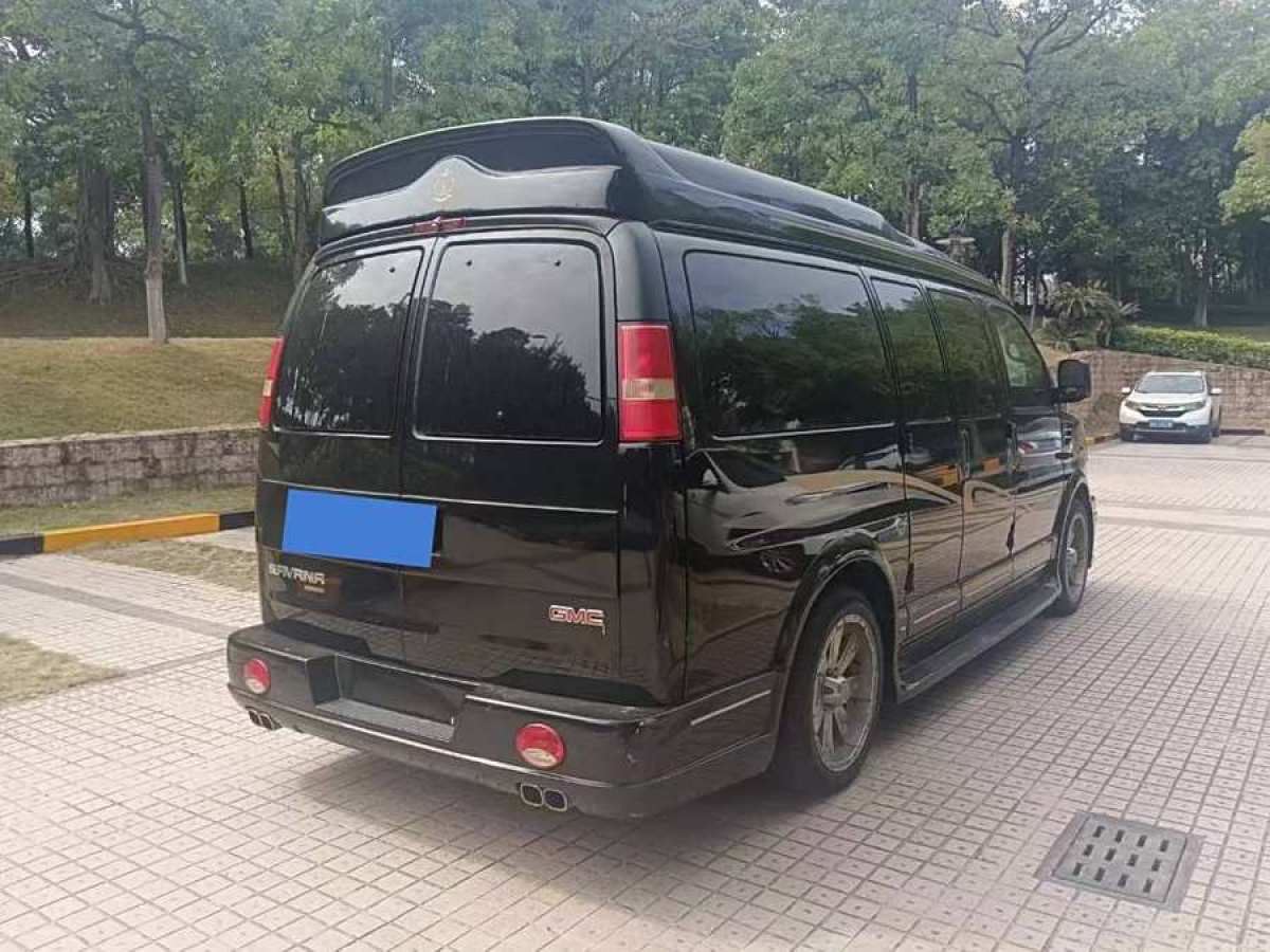 GMC SAVANA  2015款 5.3L 四驅(qū)行政版圖片