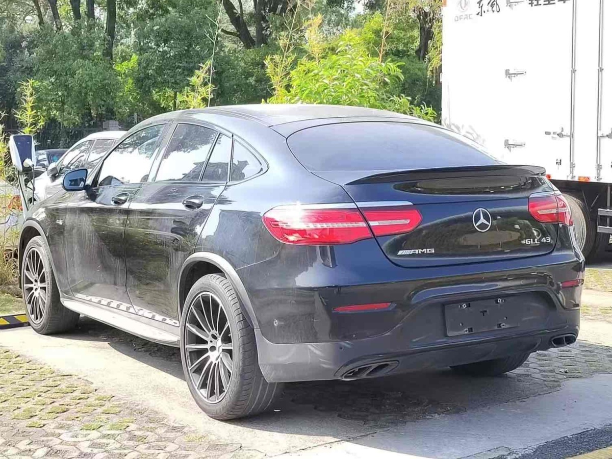 奔馳 奔馳GLC轎跑 AMG  2017款 AMG GLC 43 4MATIC 轎跑SUV圖片