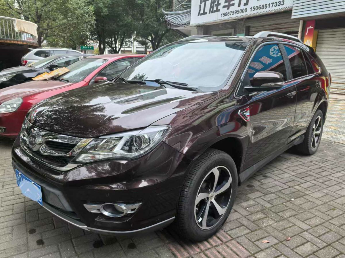 比亞迪 S7  2015款 2.0TID 升級(jí)版尊貴型圖片