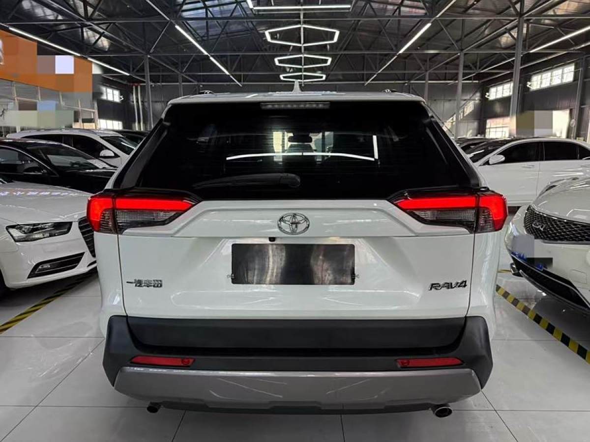 豐田 RAV4榮放  2022款 2.0L CVT兩驅都市版圖片