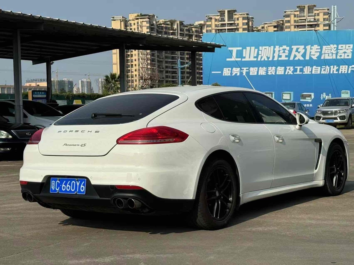 2015年2月保時(shí)捷 Panamera  2014款 Panamera 3.0T