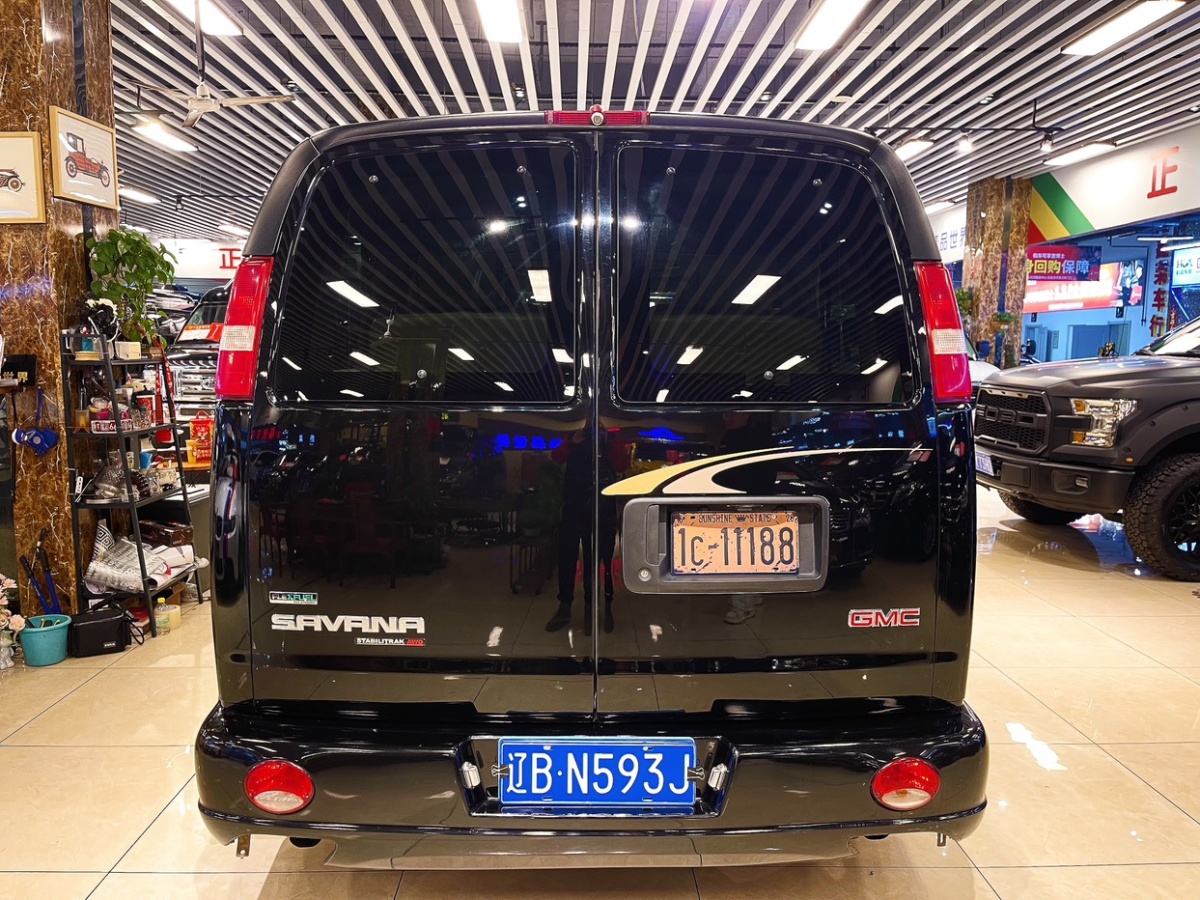 GMC SAVANA  2011款 5.3L 商務(wù)之星7座圖片