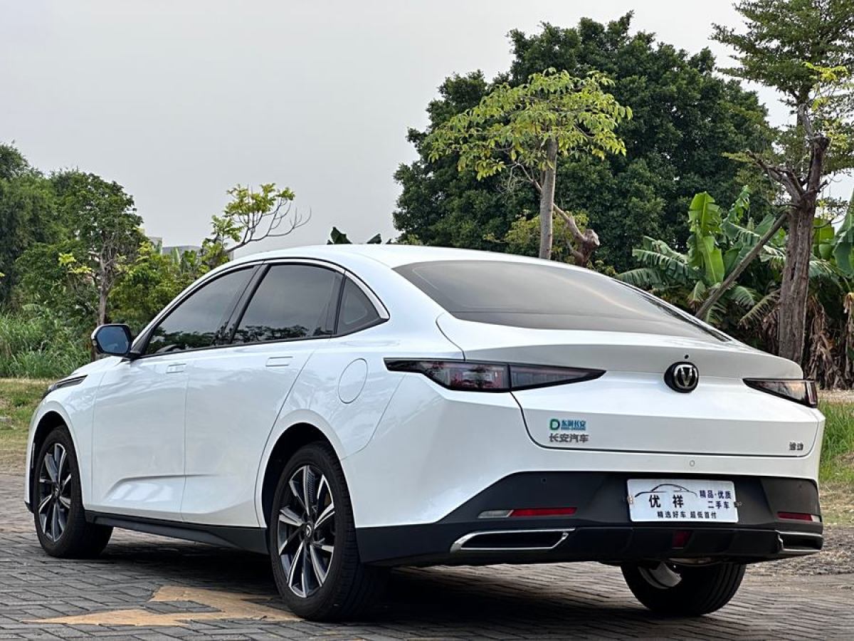 長(zhǎng)安 逸達(dá)  2023款 藍(lán)鯨NE 1.5T GDI DCT尊貴型圖片