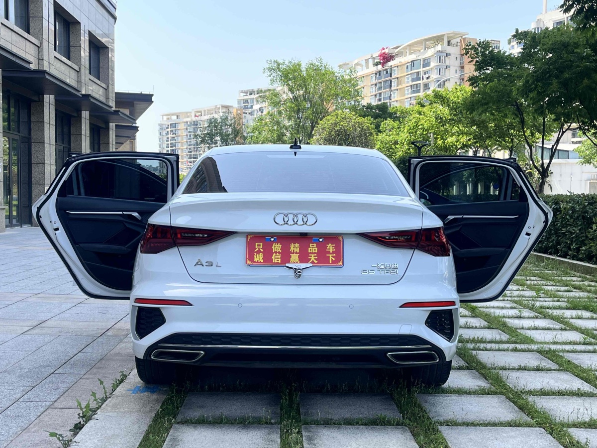 奧迪 奧迪A3  2023款 改款 A3L Limousine 35 TFSI 時尚運動型圖片