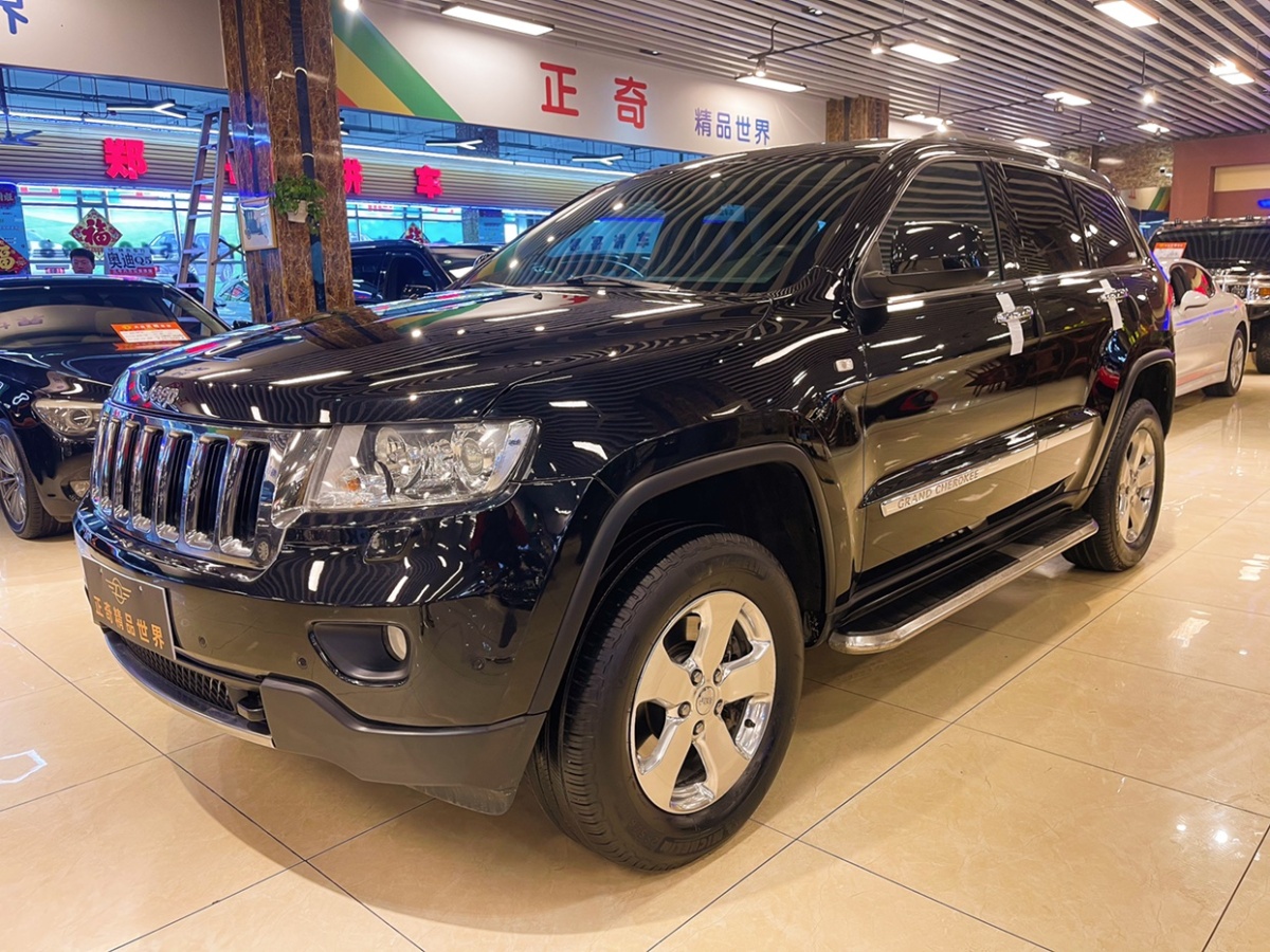 Jeep 大切诺基  2013款 3.6L 豪华导航版图片