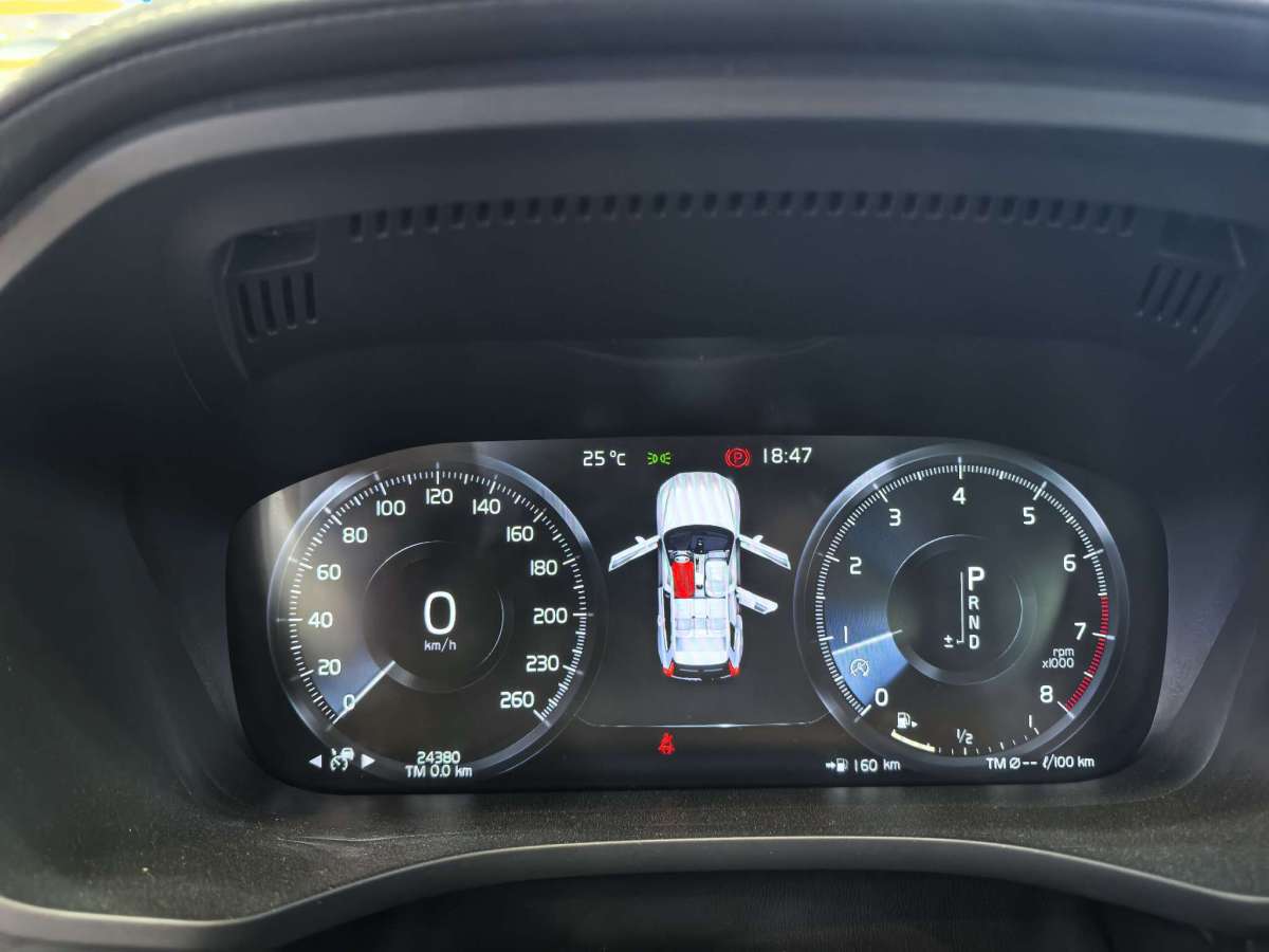 沃爾沃 XC60  2021款 T5 四驅(qū)智遠(yuǎn)運(yùn)動(dòng)版圖片
