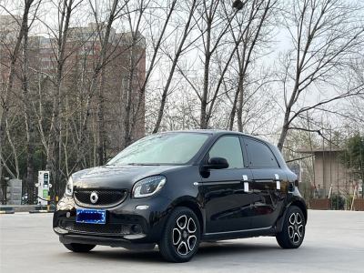 2016年3月 smart forfour 0.9T 66千瓦先鋒版圖片