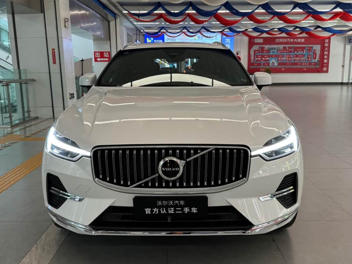 沃爾沃 XC60  2025款 B5 四驅智遠豪華版圖片