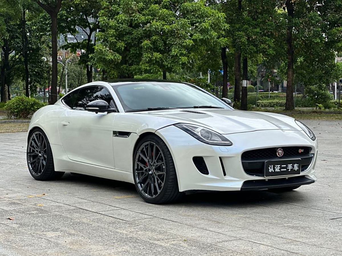 2017年7月捷豹 F-TYPE  2016款 3.0T 硬頂版