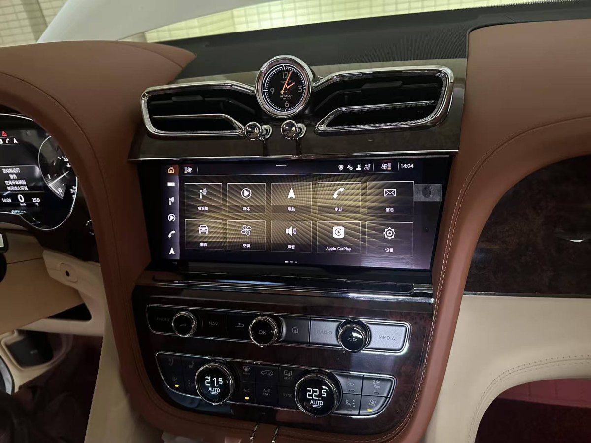 賓利 添越  2021款 4.0T V8圖片