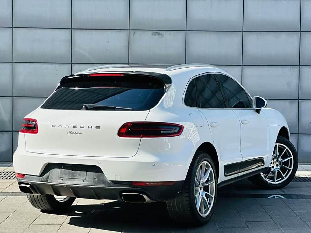 保時(shí)捷 Macan  2014款 Macan 2.0T圖片