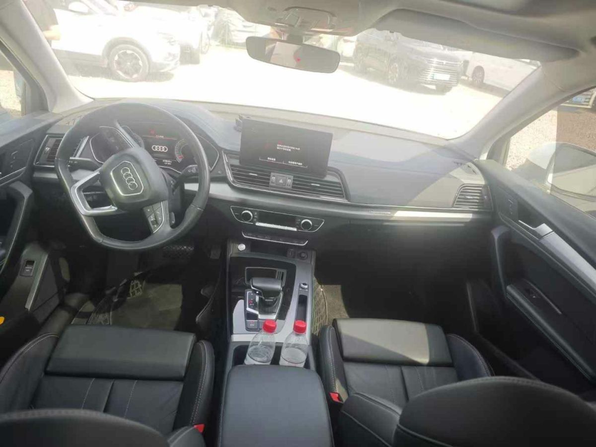 奧迪 奧迪Q5 e-tron  2022款 40 e-tron 星耀型 機甲套裝圖片