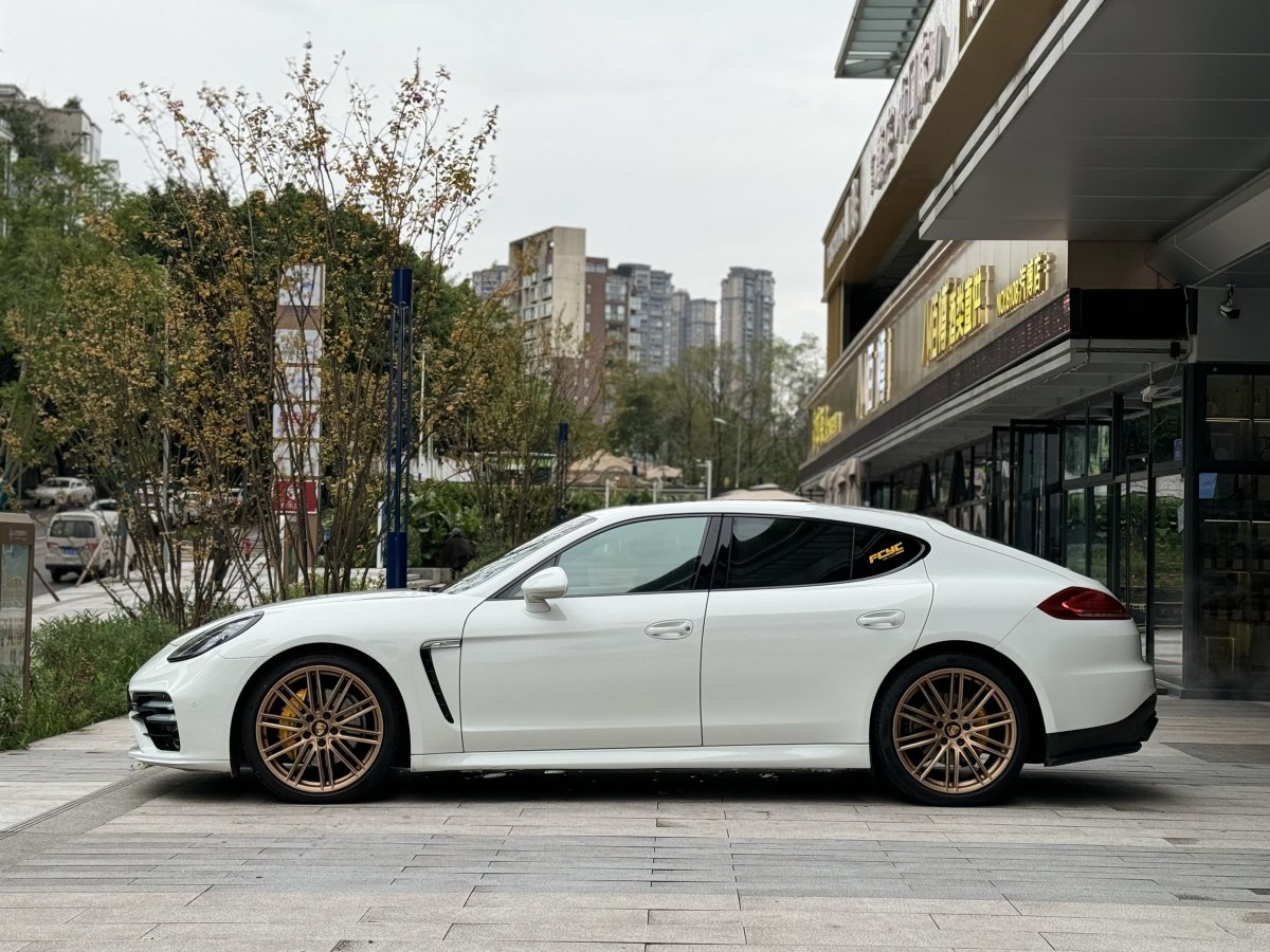 保时捷 Panamera  2013款 Panamera 4 Platinum Edition 3.6L图片