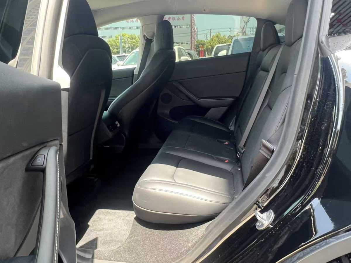 特斯拉 Model Y  2022款 改款 后輪驅(qū)動版圖片