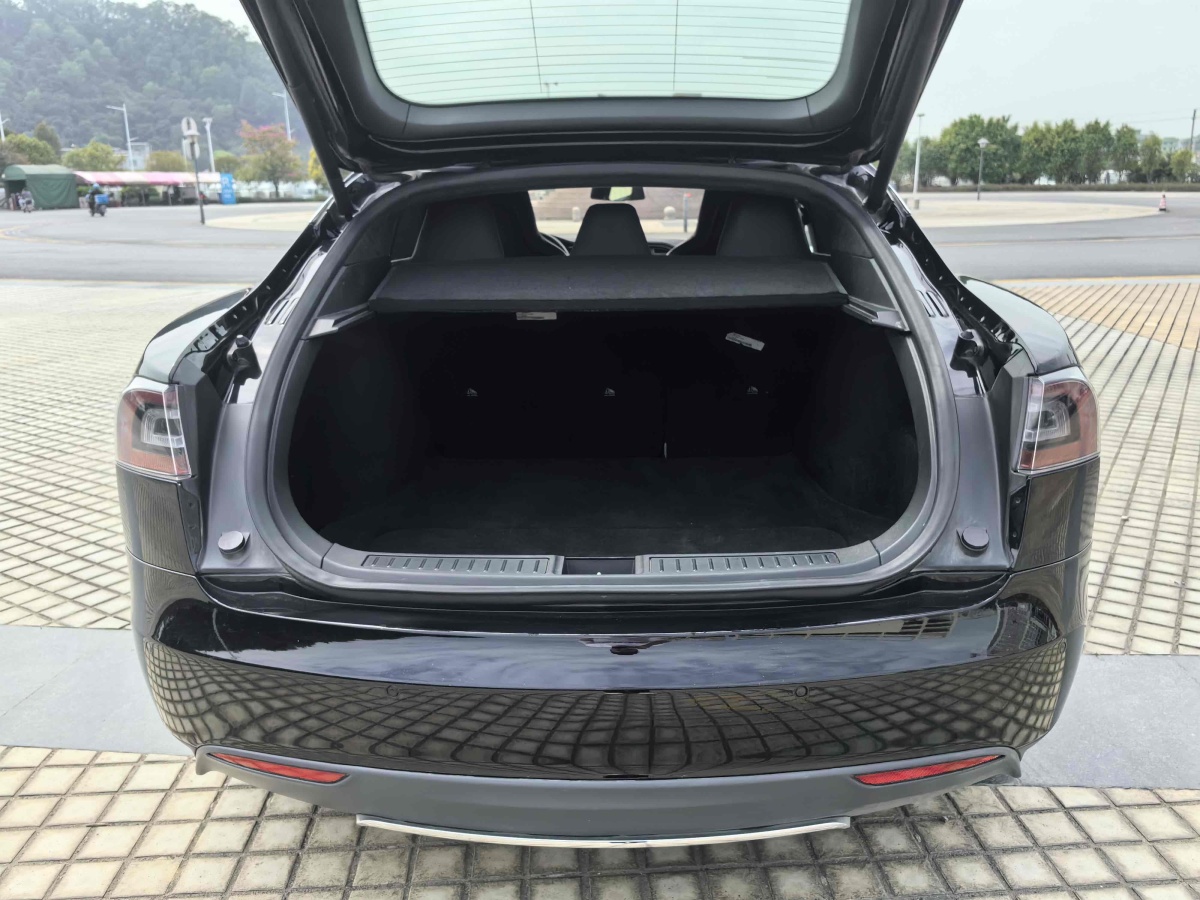 2015年4月特斯拉 Model S  2015款 Model S P85D