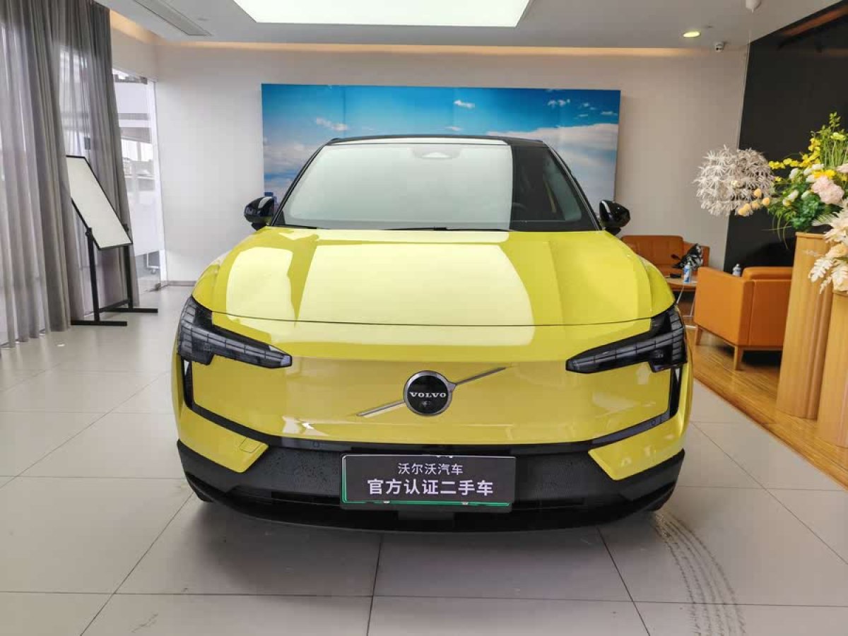 沃爾沃 沃爾沃EX30  2025款 后驅長續(xù)航版 Ultra圖片