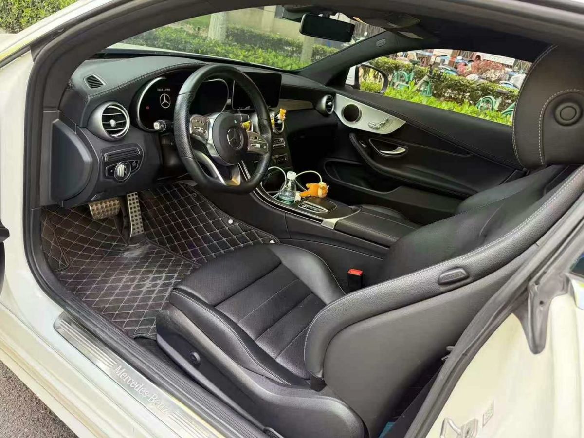 奔馳 奔馳C級(jí)  2019款 C 300 轎跑車圖片