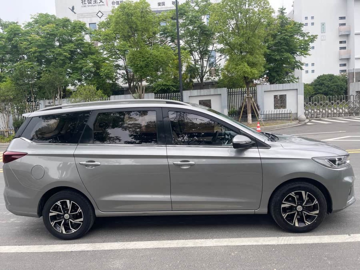 寶駿 360  2019款 改款 1.5L 手動豪華型 國VI圖片