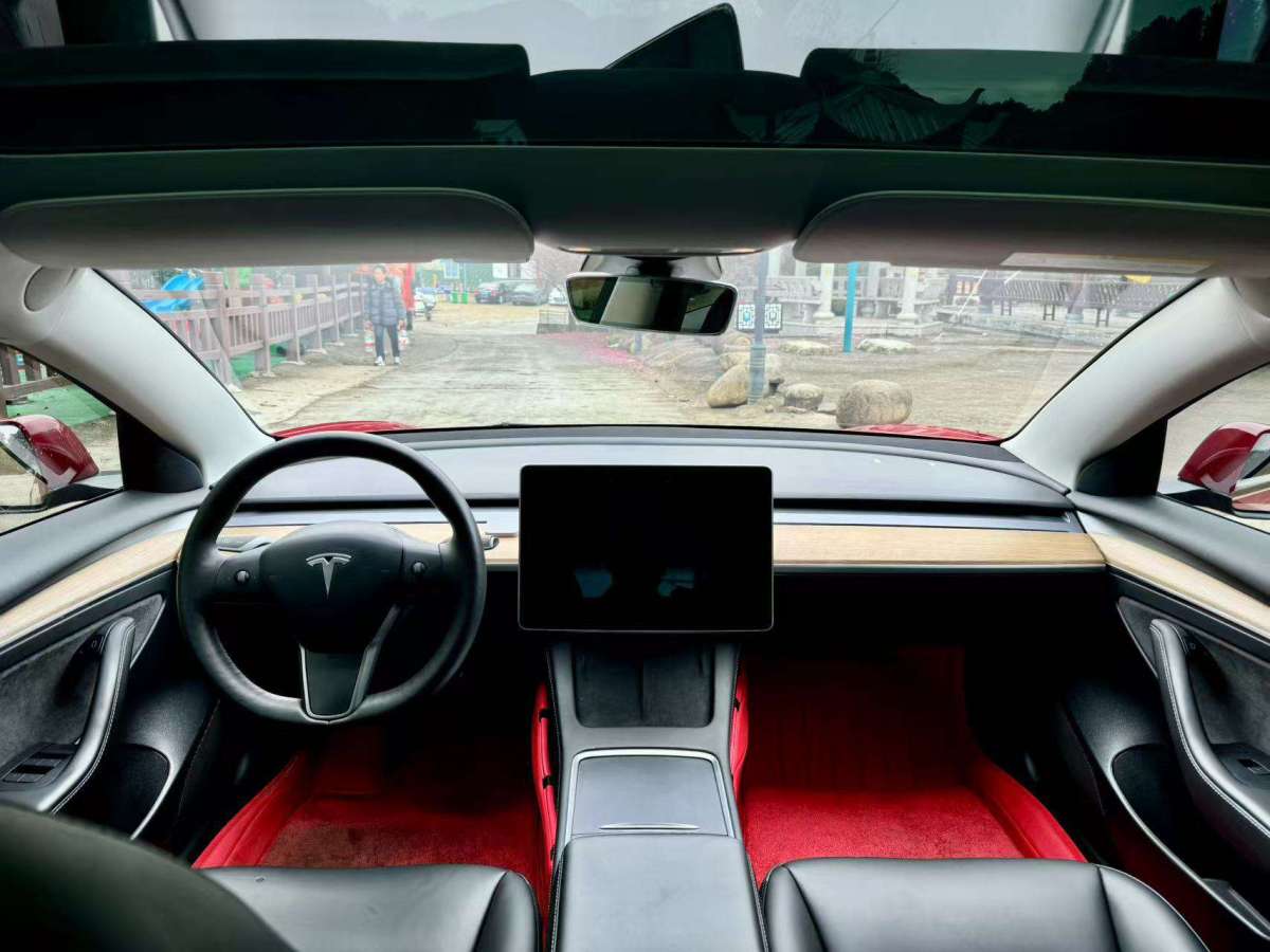 特斯拉 Model 3  2021款 標準續(xù)航后驅(qū)升級版 3D6圖片