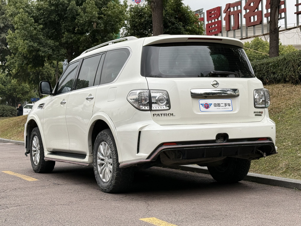 日產(chǎn) 途樂  2018款 4.0L 領英型圖片