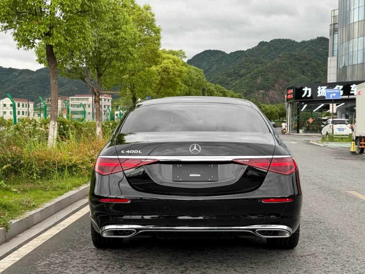 奔馳 奔馳S級  2023款 改款 S 400 L 商務(wù)型圖片