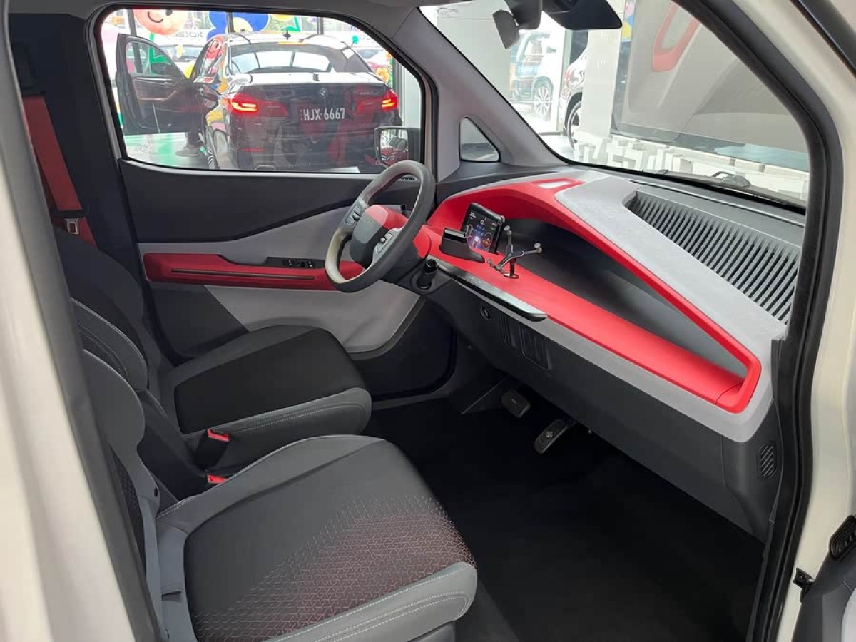 寶駿 E200  2019款 250KM 智享版圖片