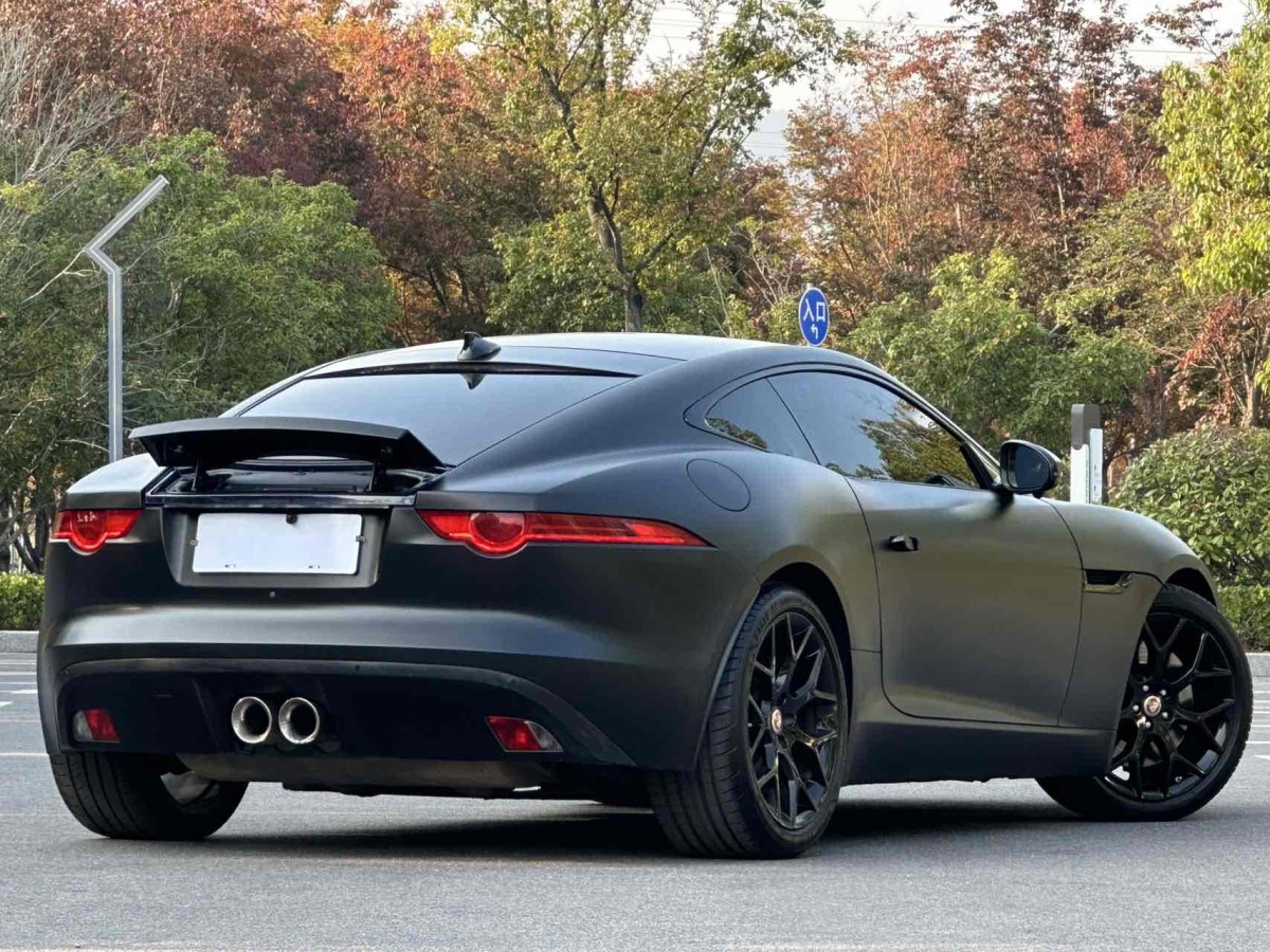 捷豹 F-TYPE  2016款 3.0T 硬頂版圖片