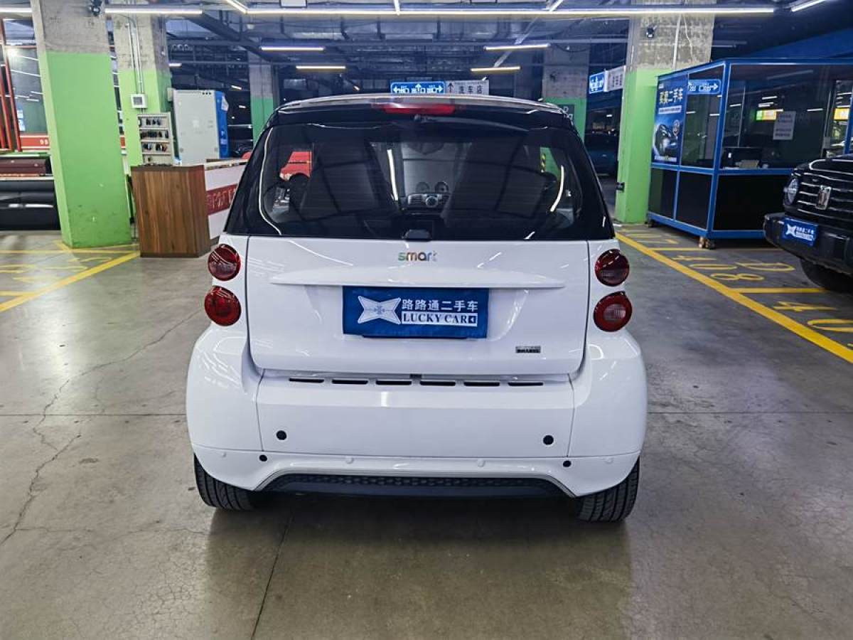 smart fortwo  2013款 1.0T 硬頂激情版圖片