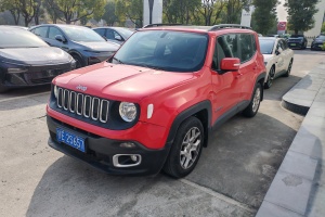 自由俠 Jeep 互聯(lián)大屏版 180T 自動(dòng)高能版