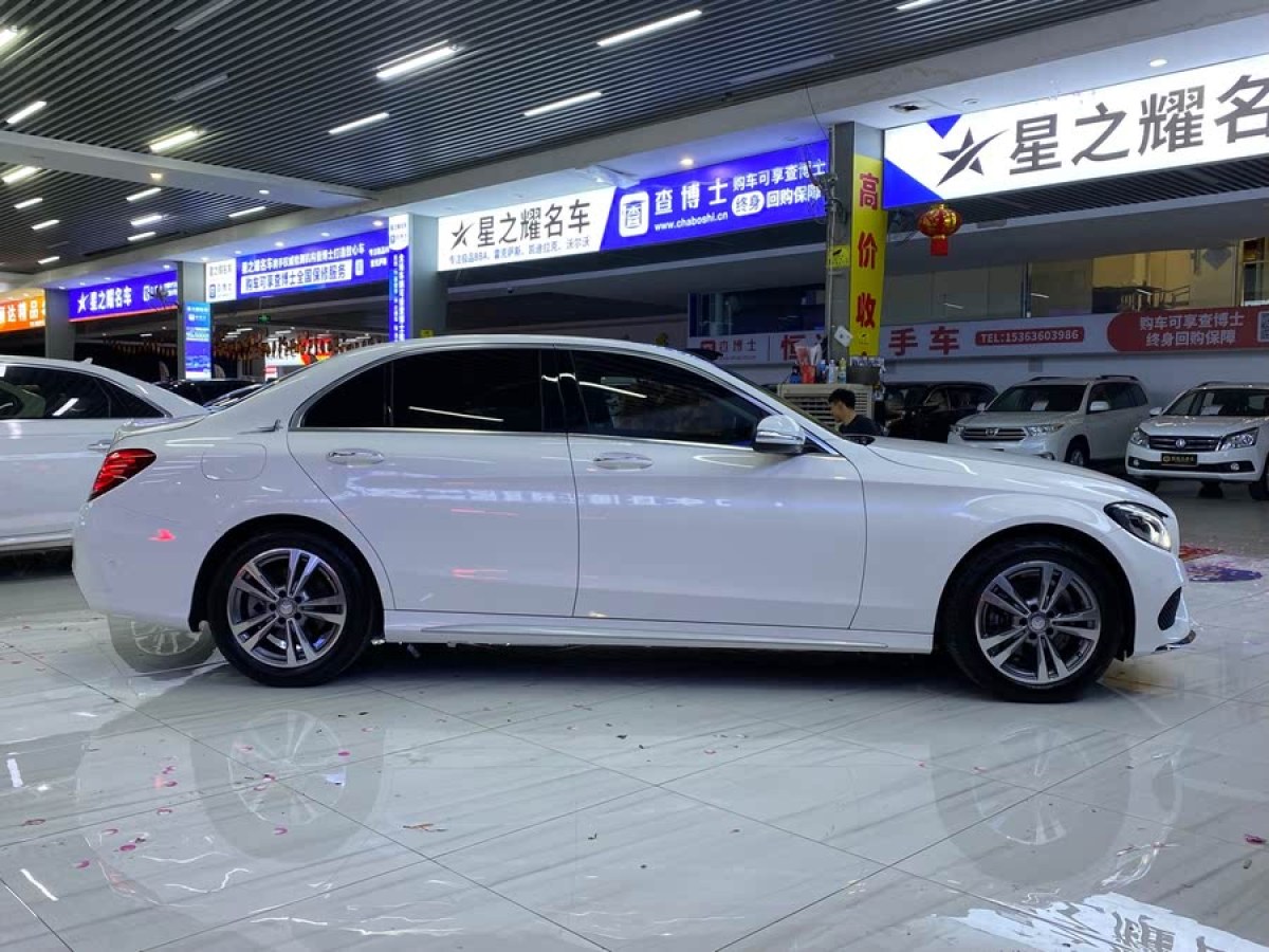 奔馳 奔馳C級(jí)  2016款 C 200 L 運(yùn)動(dòng)型圖片