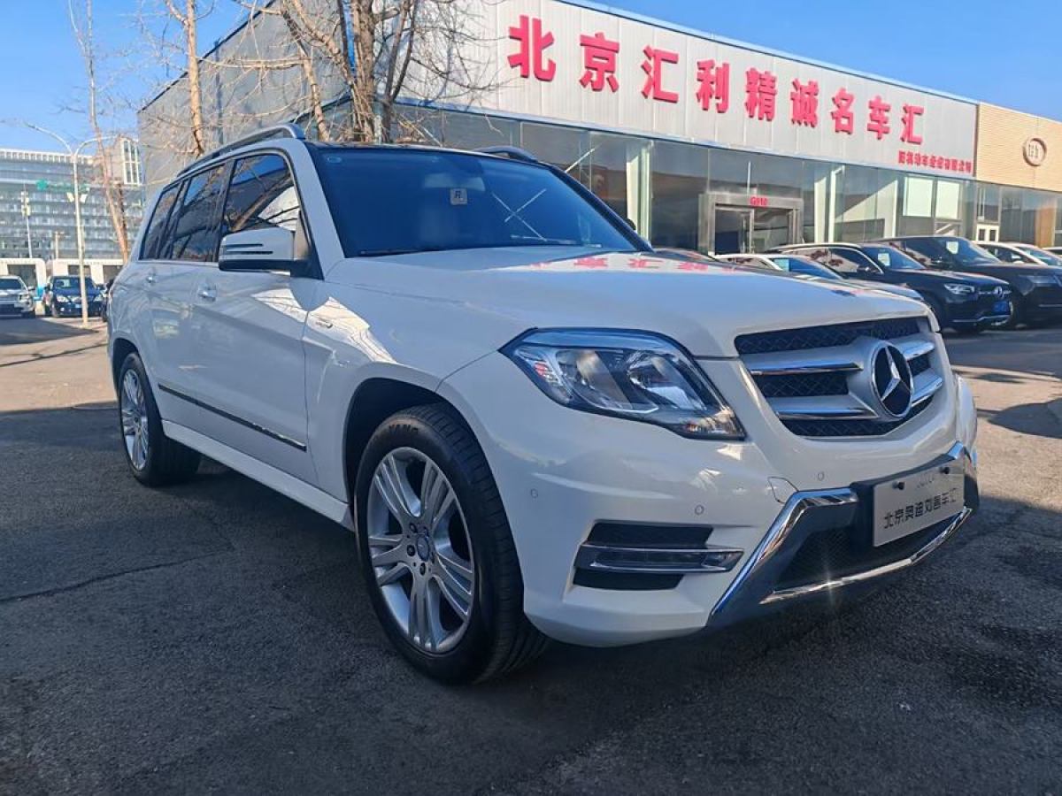 奔馳 奔馳GLK級(jí)  2015款 GLK 260 4MATIC 動(dòng)感型 極致版圖片