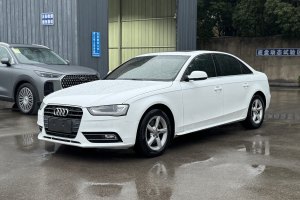 奥迪A4L 奥迪 35 TFSI 自动标准型