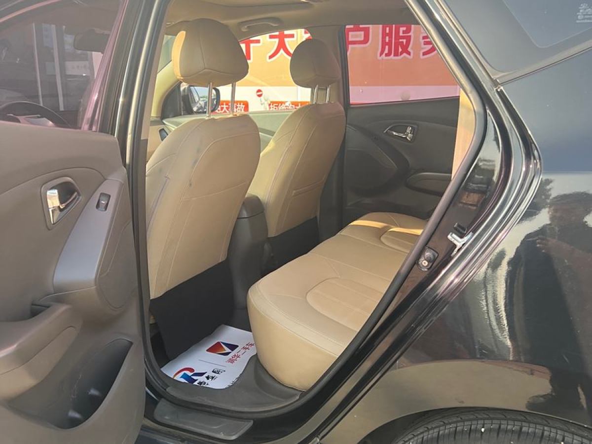 現(xiàn)代 ix35  2013款 2.0L 自動兩驅(qū)舒適型GL 國IV圖片