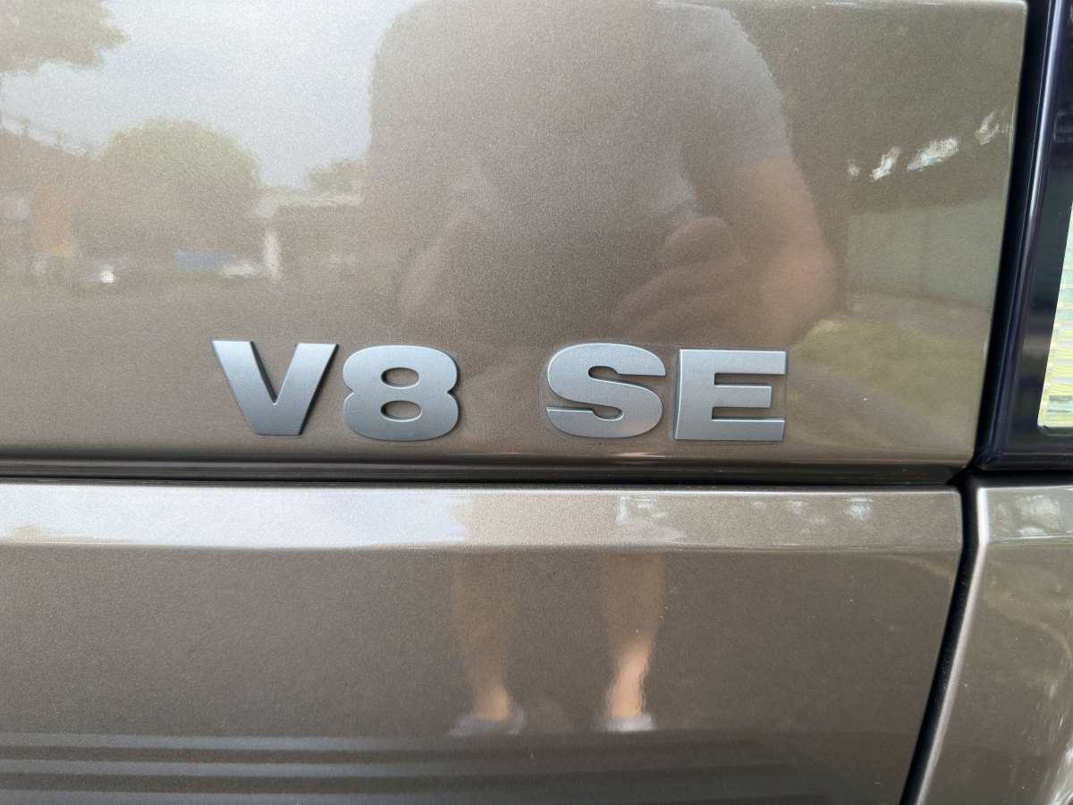 2012年12月路虎 發(fā)現(xiàn)  2012款 5.0 V8 SE