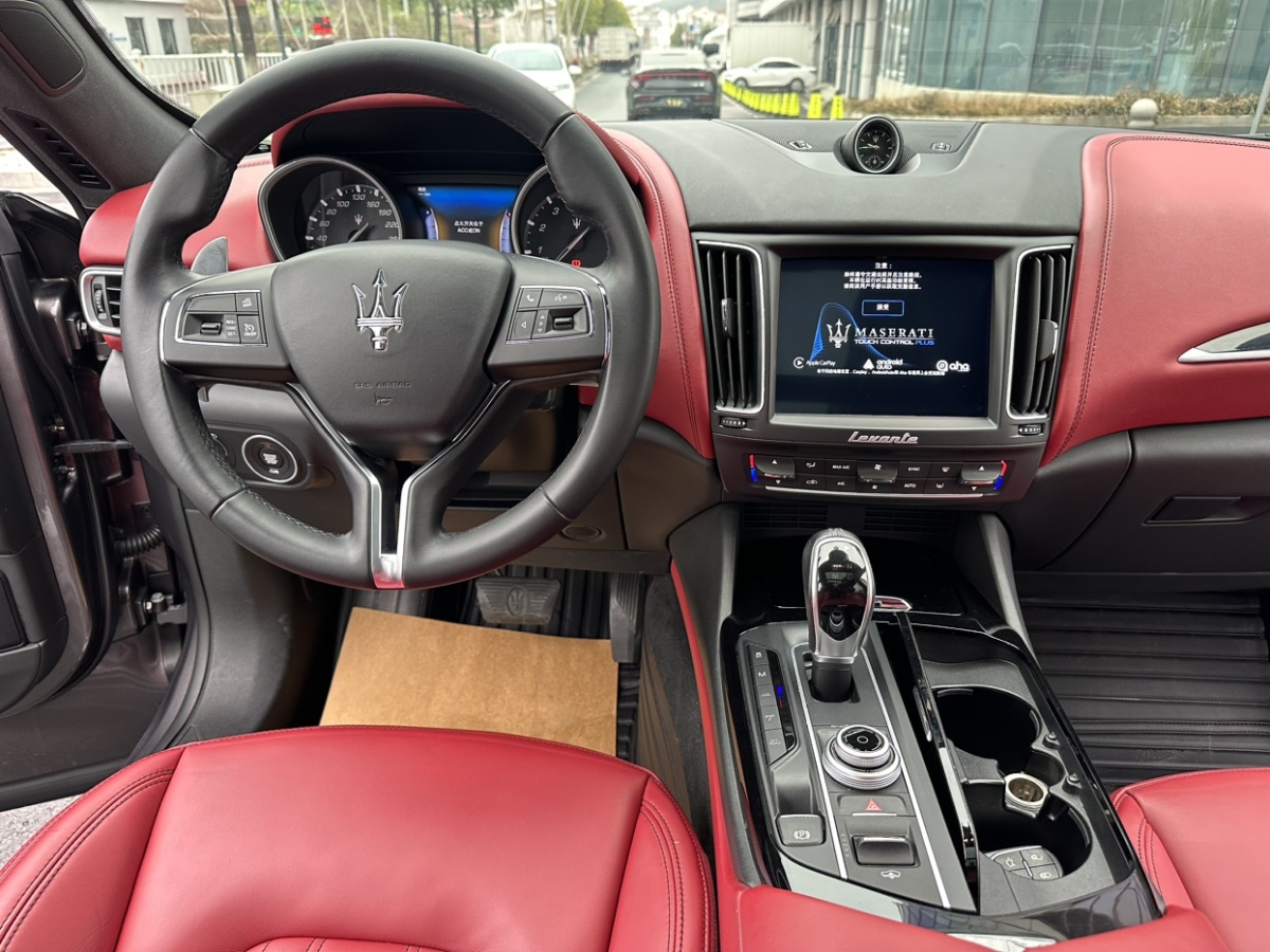 瑪莎拉蒂 Levante  2016款 3.0T Levante圖片