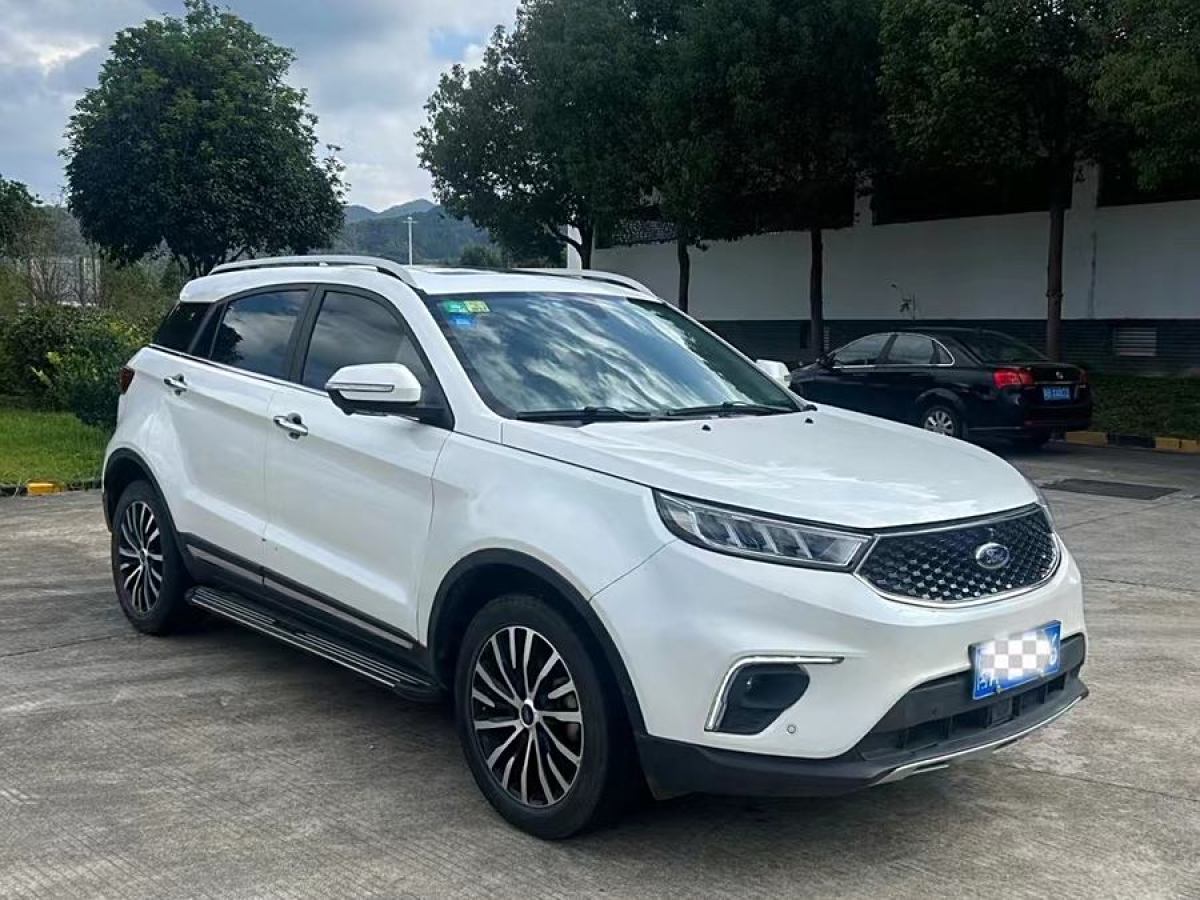 福特 領(lǐng)界  2019款  EcoBoost 145 CVT鉑領(lǐng)型 國(guó)VI圖片