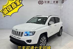 指南者 Jeep 改款 2.4L 四驅(qū)豪華導(dǎo)航版