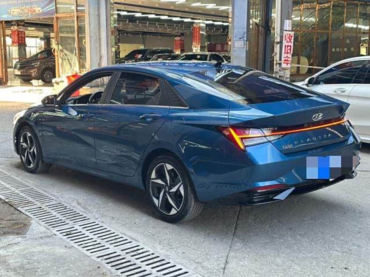 現(xiàn)代 伊蘭特  2021款 1.5L LUX尊貴版圖片