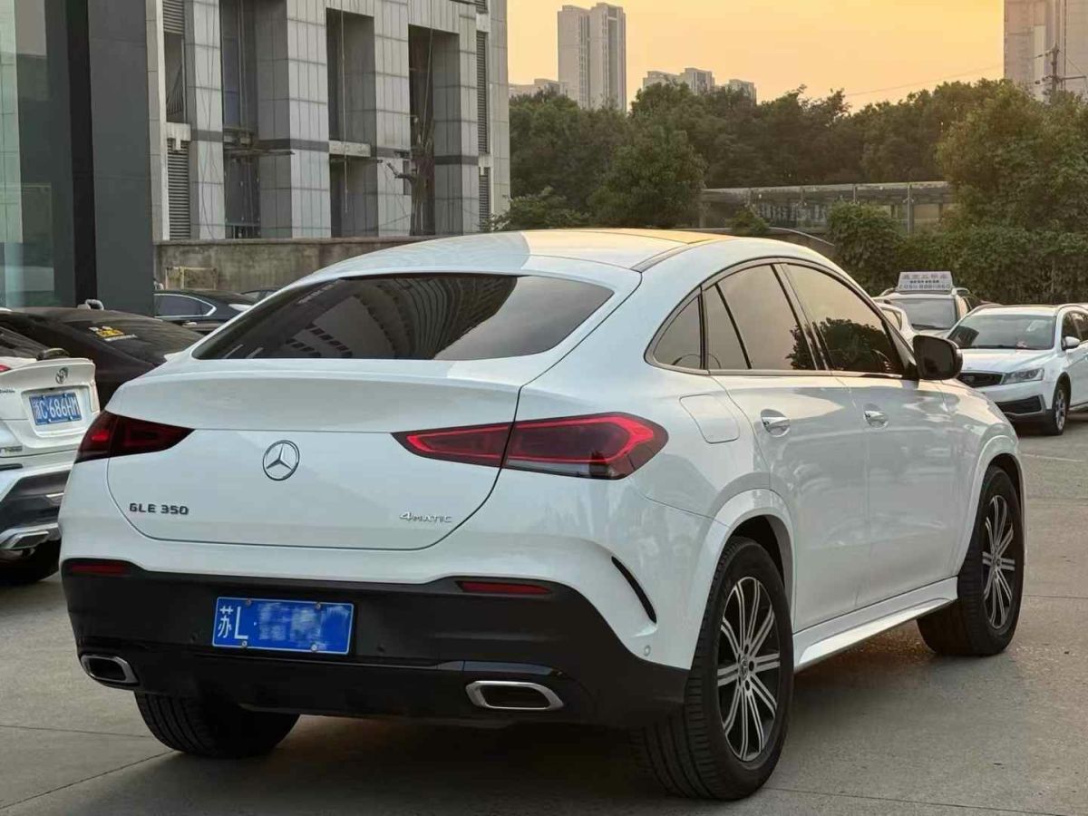 奔馳 奔馳GLC轎跑 AMG  2023款 AMG GLC 43 4MATIC 轎跑SUV圖片