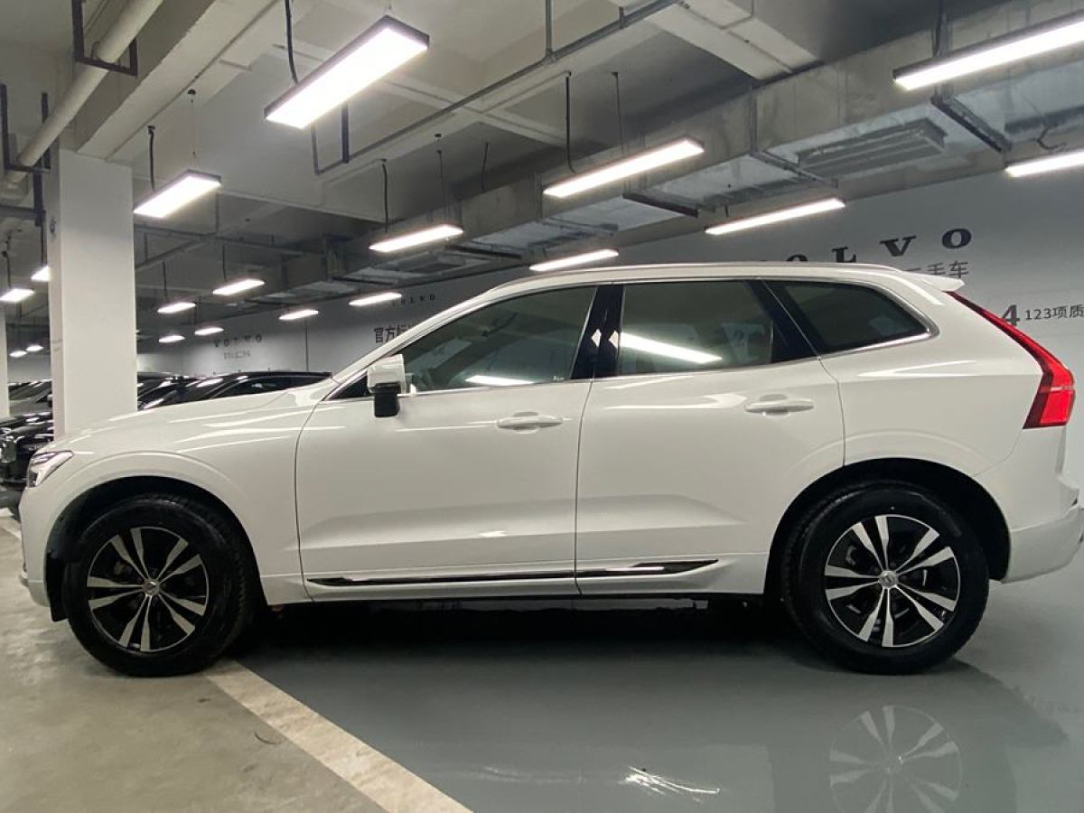 沃尔沃 XC60  2023款 B5 四驱智远豪华版图片