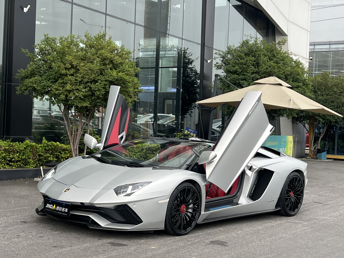 蘭博基尼 Aventador  2018款 Aventador S Roadster圖片