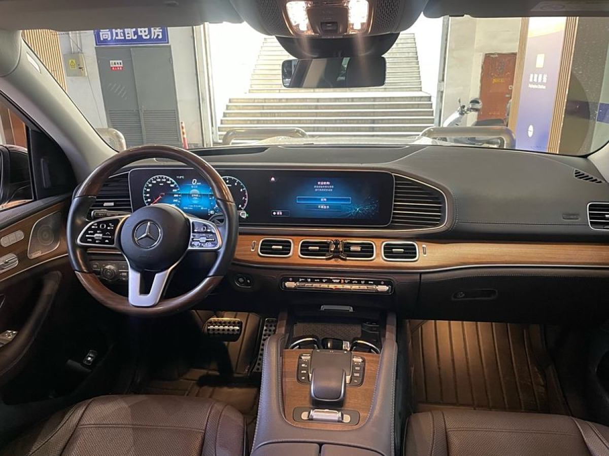 奔馳 奔馳GLS  2021款 改款 GLS 450 4MATIC 豪華型圖片