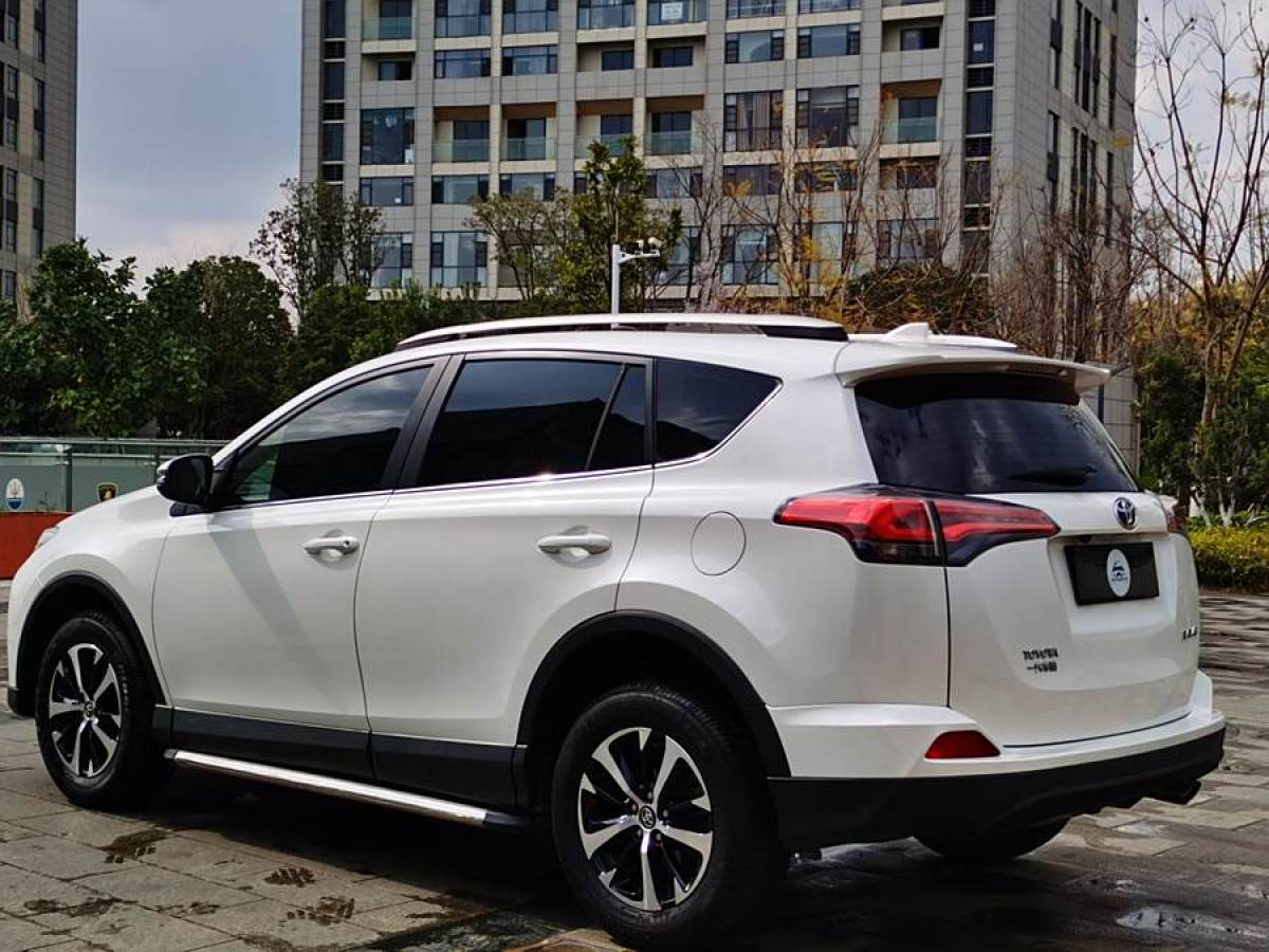 豐田 RAV4榮放  2019款 2.0L CVT兩驅(qū)先鋒版 國V圖片