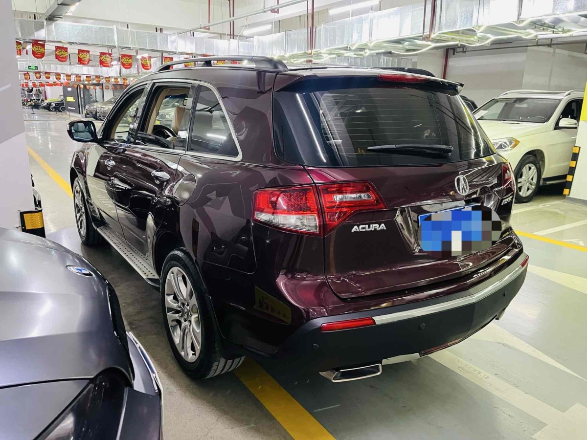 謳歌 MDX  2011款 3.7 標(biāo)準(zhǔn)尊享運動版圖片