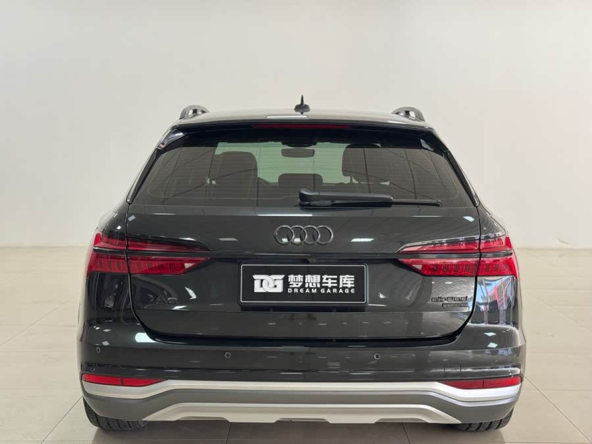 奧迪 奧迪A6  2020款 Allroad 探索家 55 TFSI 尊享越野型圖片