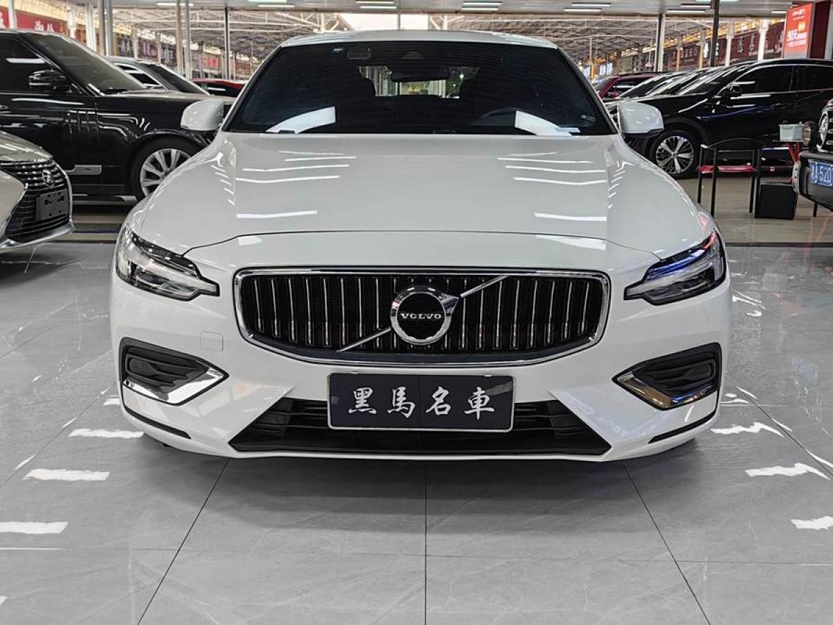 2020年10月沃爾沃 S60L  2020款 T4 智逸豪華版