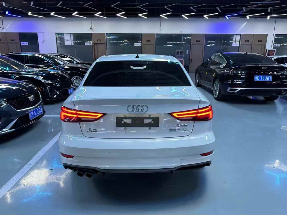 奧迪 奧迪A3  2020款 Limousine 35 TFSI 進(jìn)取型圖片